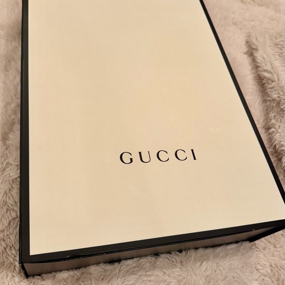 Gucci
Ophidia GG Supreme Canvas & Leather Tote - Picture 13 of 16